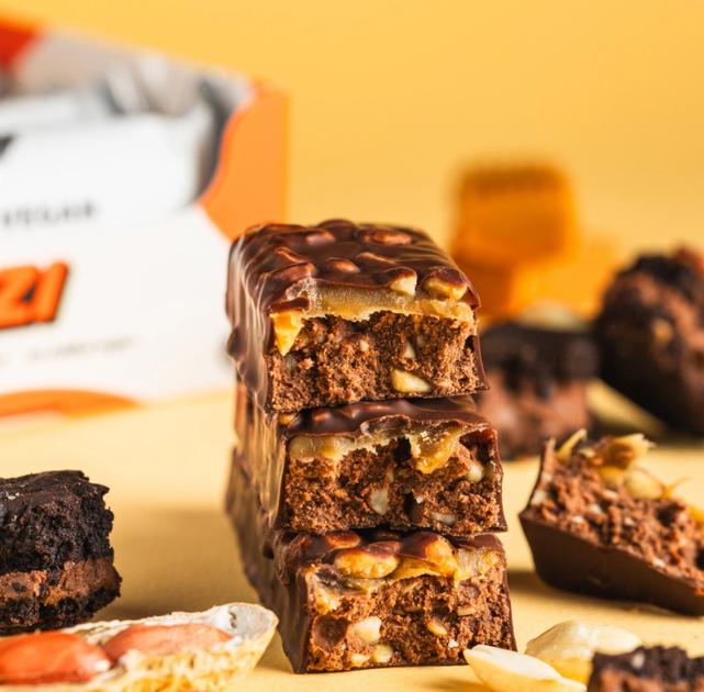 Батончик протеиновый FIZI Brownie 1шт - Фото 3 Батончик протеиновый FIZI Brownie 1шт - изображение 3