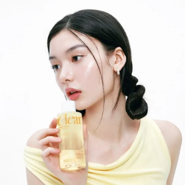 Осветляющий тонер-эссенция NEOGEN Dermalogy Next Clear Essence Toner 210 мл - зображення 3