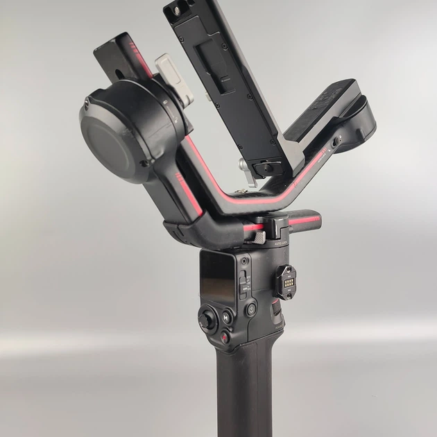 Стабілізатор DJI RS 3 Pro Чорний (102171978) - Б/В - зображення 10