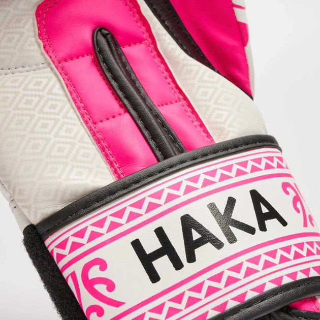 Боксерские перчатки Haka GN329 10 oz полиуретан бело-розовые - Фото 8 Боксерские перчатки Haka GN329 10 oz полиуретан бело-розовые - изображение 8