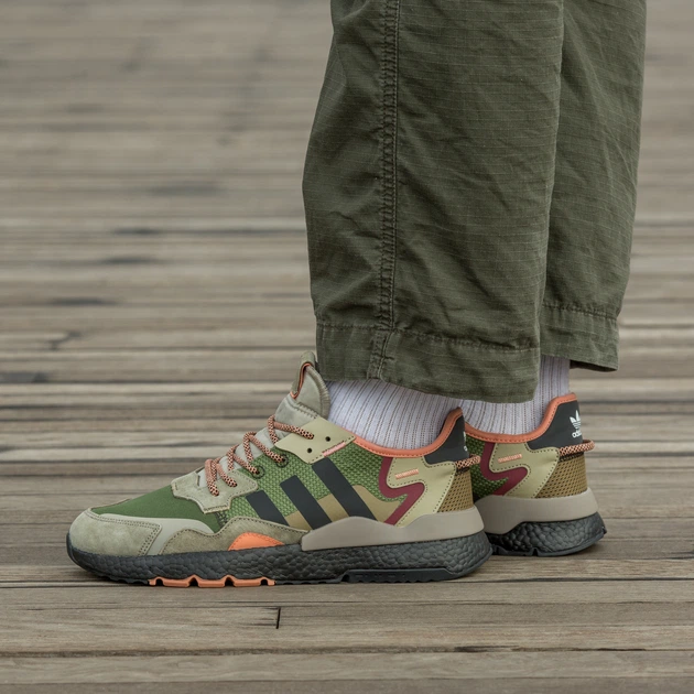 Кросівки чоловічі Nite Jogger Boost Core Black Orange Dark Green 41 (1211-646458) - Фото 1 Кросівки чоловічі Nite Jogger Boost Core Black Orange Dark Green 41 (1211-646458) - изображение 1