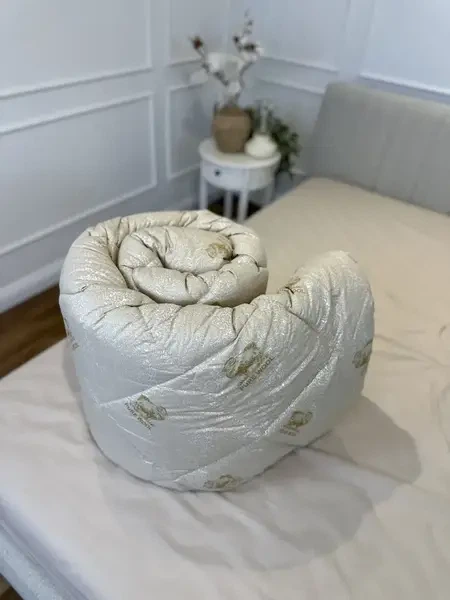 Ковдра Pure Wool Casablank 100%вовна з хлопком 150х200см бежевий (volt7) - Фото 1 Ковдра Pure Wool Casablank 100%вовна з хлопком 150х200см бежевий (volt7) - зображення 1
