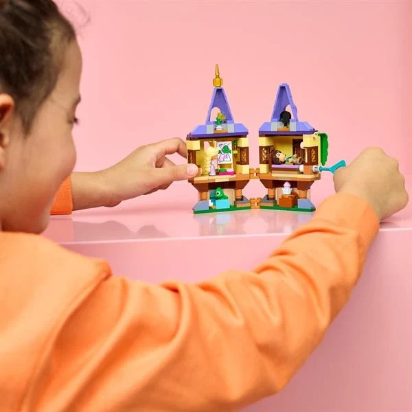 Конструктор LEGO Disney Принцесса Мини-Башня Рапунцель 171 деталь пластик 17х12х10 см разноцветный - Фото 12 Конструктор LEGO Disney Принцесса Мини-Башня Рапунцель 171 деталь пластик 17х12х10 см разноцветный - изображение 12