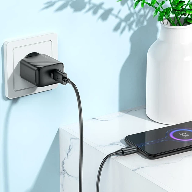 Мережевий зарядний пристрій з кабелем HOCO CS21A Rich single port QC3.0 charger set(Micro)(EU) Black - Фото 7 Мережевий зарядний пристрій з кабелем HOCO CS21A Rich single port QC3.0 charger set(Micro)(EU) Black - изображение 7