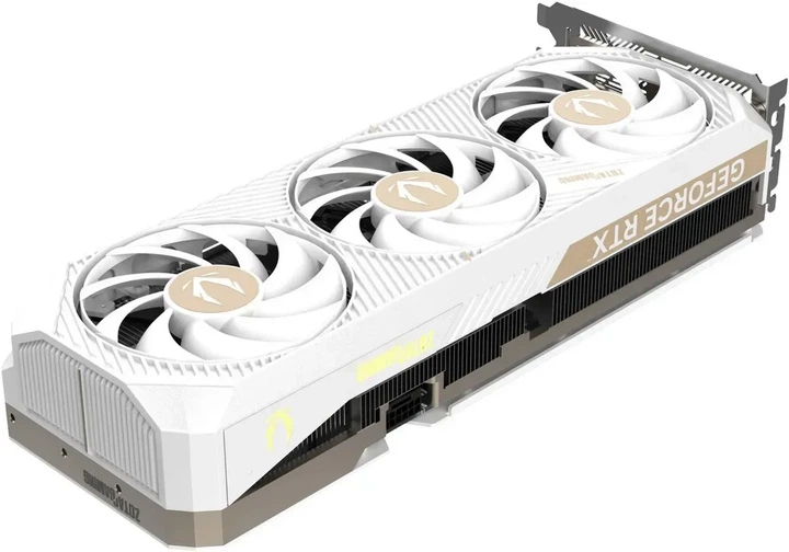 Видеокарта Zotac GeForce RTX 5070 Ti GAMING SOLID CORE OC White (ZT-B50710Q2-10P) - изображение 4