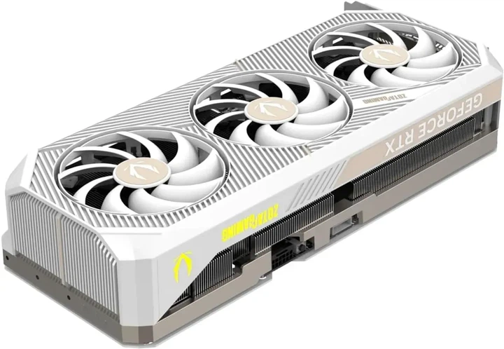 Видеокарта Zotac GeForce RTX 5090 GAMING SOLID OC White (ZT-B50900Q-10P) - Фото 6 Видеокарта Zotac GeForce RTX 5090 GAMING SOLID OC White (ZT-B50900Q-10P) - изображение 6