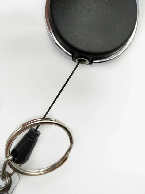 Набір чорних вертикальних бейджів з ректрактором - 3 шт., Black Metallic, бейджики з тримачем-рулеткою, бейджі з рулеткою-брелоком, офісні бейджі з утримувачем, кліп-рулетки Chansin - изображение 3