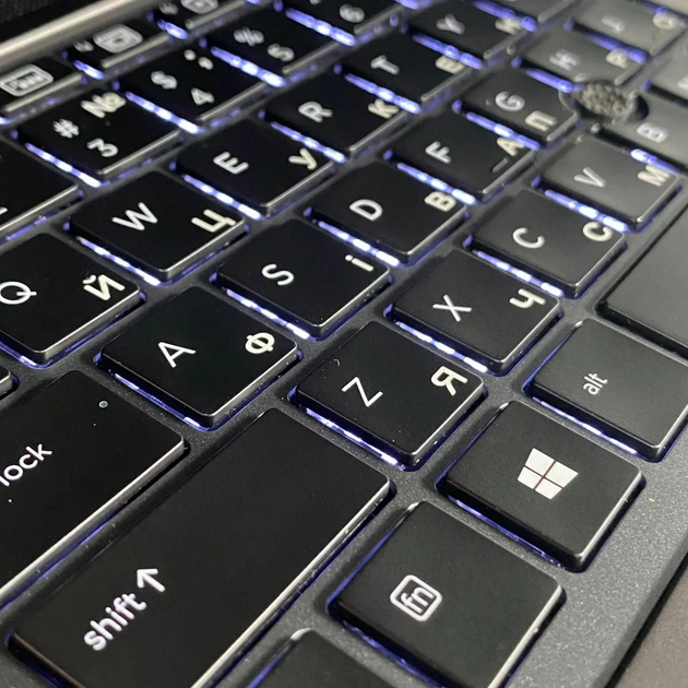 Мобильная рабочая станция Б-класс HP zBook 17 G4 / 17.3" (1920x1080) IPS / Intel Core i7-7820HQ (4 (8) ядра по 2.9 - 3.9 GHz) / 32 GB DDR4 / 500 GB SSD / nVidia Quadro P5000, 16 GB GDDR5X, 256-bit / WebCam / Fingerprint б/у + Подарок Мышь / USB - Фото 6 Мобильная рабочая станция Б-класс HP zBook 17 G4 / 17.3" (1920x1080) IPS / Intel Core i7-7820HQ (4 (8) ядра по 2.9 - 3.9 GHz) / 32 GB DDR4 / 500 GB SSD / nVidia Quadro P5000, 16 GB GDDR5X, 256-bit / WebCam / Fingerprint б/у + Подарок Мышь / USB - изображение 6