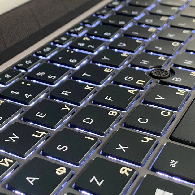 Мобильная рабочая станция Б-класс HP zBook 17 G5 / 17.3" (1920x1080) IPS / Intel Core i7-8850H (6 (12) ядра по 2.6 - 4.3 GHz) / 32 GB DDR4 / 1000 GB SSD / nVidia Quadro P5200, 16 GB GDDR5, 256-bit / WebCam / Fingerprint б/у + Подарок Мышь / USB - Фото 7 Мобильная рабочая станция Б-класс HP zBook 17 G5 / 17.3" (1920x1080) IPS / Intel Core i7-8850H (6 (12) ядра по 2.6 - 4.3 GHz) / 32 GB DDR4 / 1000 GB SSD / nVidia Quadro P5200, 16 GB GDDR5, 256-bit / WebCam / Fingerprint б/у + Подарок Мышь / USB - изображение 7