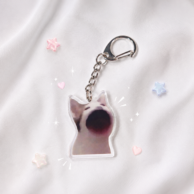 Акриловый брелок Кричащий котик Crying Cat 4х3 см - Фото 2 Акриловый брелок Кричащий котик Crying Cat 4х3 см - изображение 2