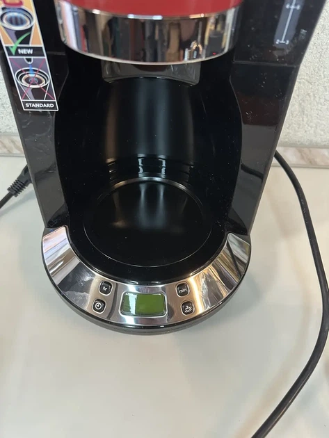 Кавоварка крапельна RUSSELL HOBBS Colours Plus 24031-56 - зображення 6