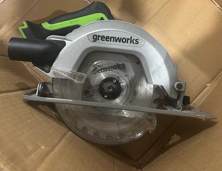 Бездротова циркулярна пилка Greenworks 24V 7 1/4 дюйма CRD401 - Б/У - изображение 2