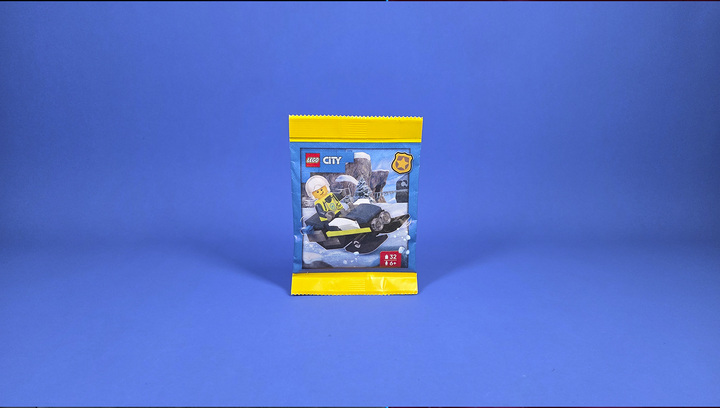 Конструктор Lego Police Officer with Snowmobile Paper Bag City L0002220 cty1967 - изображение 2