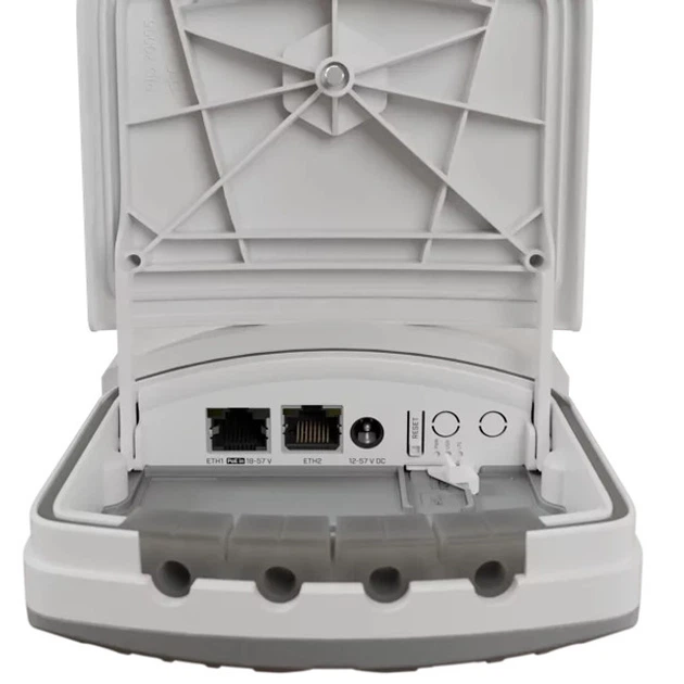 Точка доступа Wi-Fi 6 MikroTik wAP ax LTE7 kit (wAPGR-5HaxD2HaxD&R11e-LTE7) - изображение 3