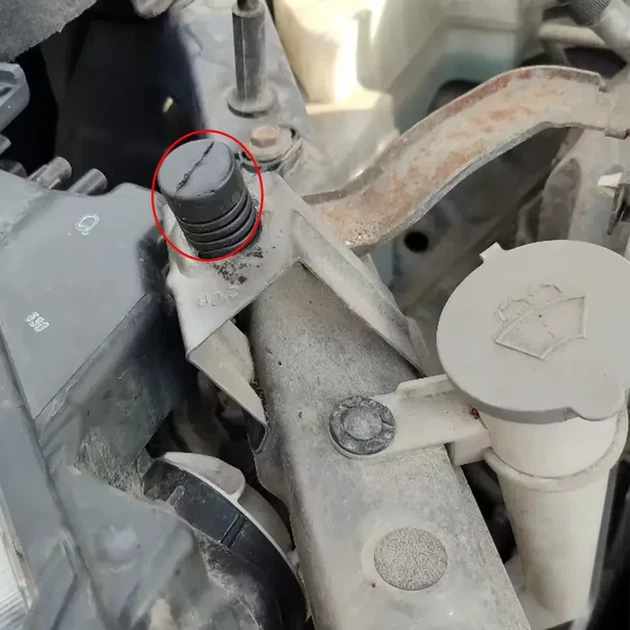 Відбійник кришки капота Nissan, Hyundai, Kia, Toyota - зображення 7