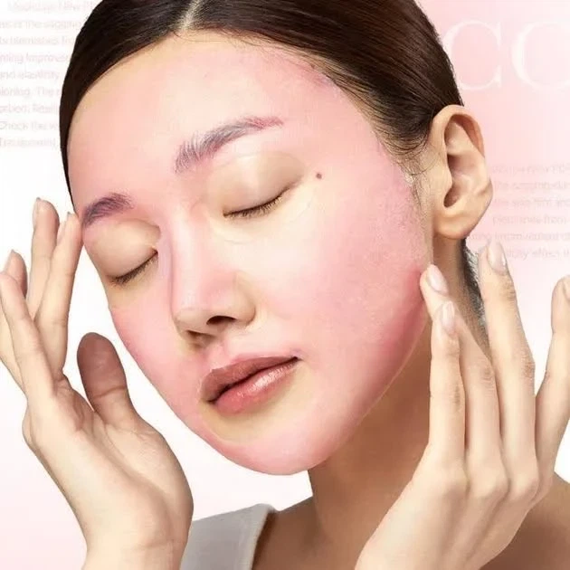 Тканинна маска для обличчя MEDICUBE PDRN Pink Vita Coating Sheet Mask 22 г/1 шт - изображение 4