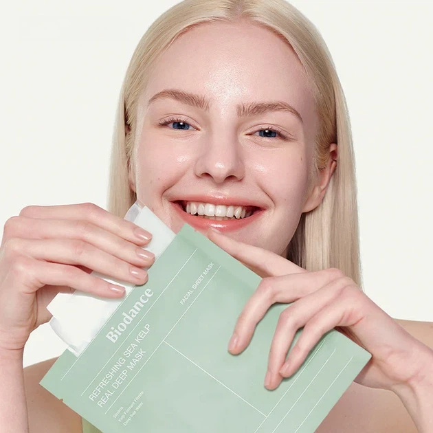 Тканинна маска для обличчя Biodance Refreshing Sea Kelp Real Deep Mask 34 g — зволоження, заспокоєння та відновлення шкіри - изображение 5