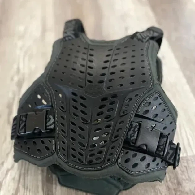 Захист тіла TLD ROCKFIGHT CHEST PROTECTOR [Black] XS/SM (OBOD_582003001) - изображение 3