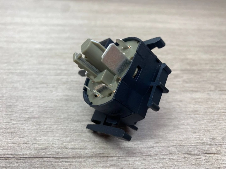Контактная группа замка зажигания METZGER 0916091 OPEL ASTRA G 98-> - изображение 7