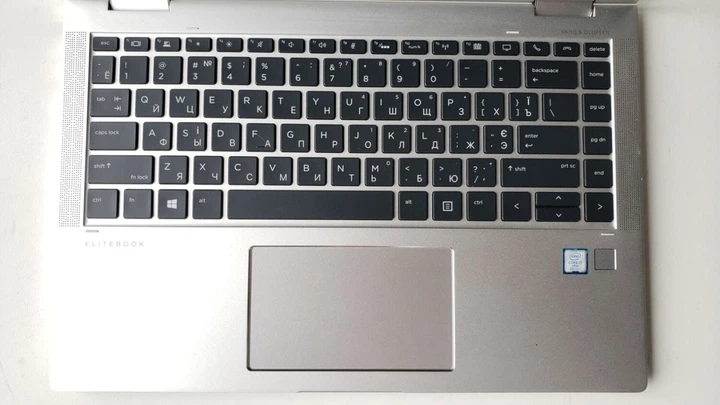 Ноутбук-трансформер HP EliteBook x360 1040 G5 / 14" (1920x1080) IPS Touch / Intel Core i7-8650U (4 (8) ядра по 1.9 - 4.2 GHz) / 16 GB DDR4 / 256 GB SSD / Intel UHD Graphics 620 / WebCam б/в - Фото 3 Ноутбук-трансформер HP EliteBook x360 1040 G5 / 14" (1920x1080) IPS Touch / Intel Core i7-8650U (4 (8) ядра по 1.9 - 4.2 GHz) / 16 GB DDR4 / 256 GB SSD / Intel UHD Graphics 620 / WebCam б/в - зображення 3