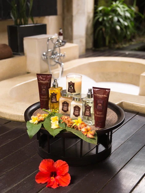 Подарунковий набір для тіла La Sultane De Saba Body Gift Set Lotus & Frangipani Flower Bali - изображение 3