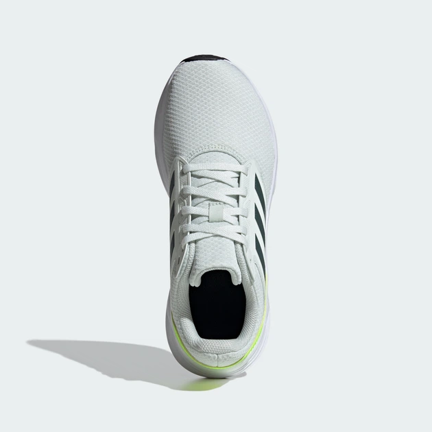 Чоловічі кросівки Galaxy 6 adidas IE8135 40.5 (7 UK) зелений (4066765279828) - Фото 3 Чоловічі кросівки Galaxy 6 adidas IE8135 40.5 (7 UK) зелений (4066765279828) - зображення 3