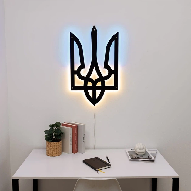 Настенное декоративное панно Герб Украины (Трезубец) с LED-подсветкой деревянный, чёрный, 36×75 см, тёплый белый свет - изображение 11