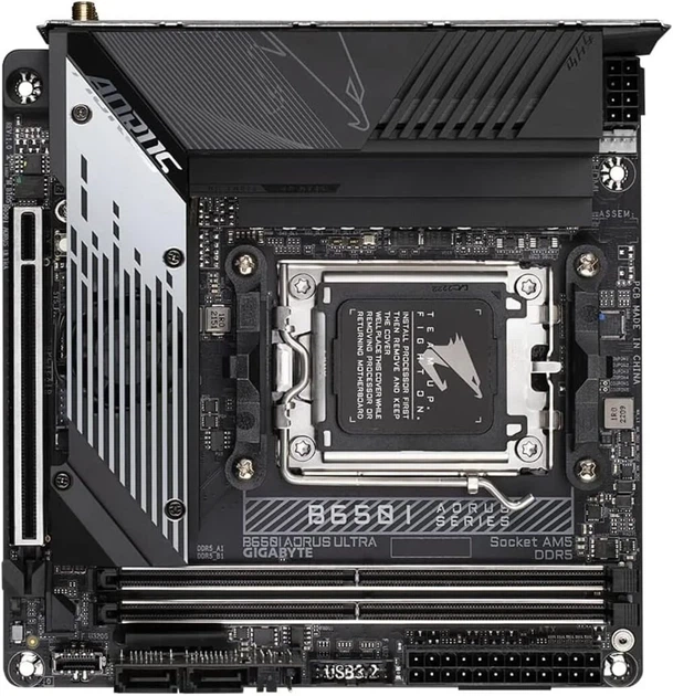 Материнська плата GIGABYTE B650I AORUS Ultra (102216614) - Уцінка - зображення 3