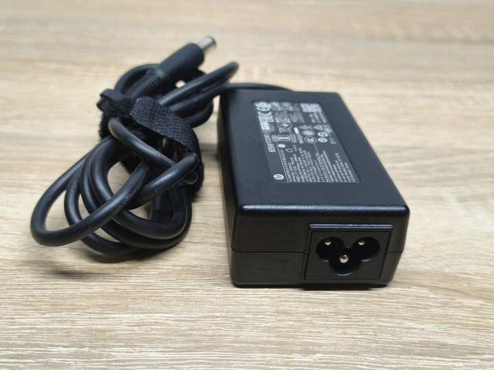 Блок живлення HP 65W 19.5V 3.33A 7.4x5.0 мм - Б/В - Фото 2 Блок живлення HP 65W 19.5V 3.33A 7.4x5.0 мм - Б/В - зображення 2