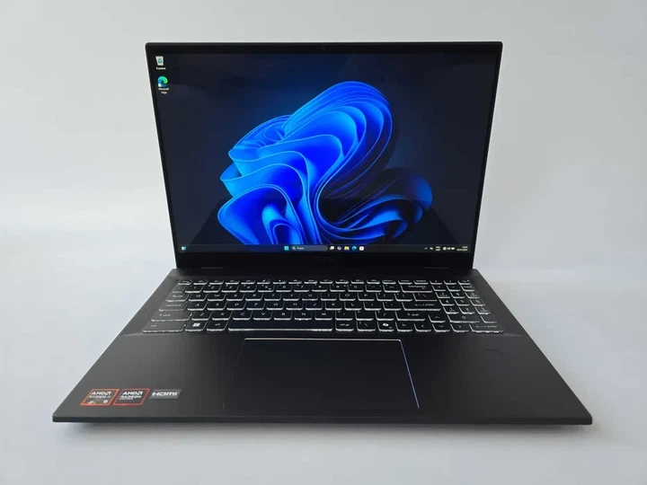 Ноутбук MSI Summit 16 AI (2025) Ryzen AI 9 365/RAM 32GB/SSD 1TB/QHD 165Hz/WIN 11 Б\В - Уцінка - Фото 1 Ноутбук MSI Summit 16 AI (2025) Ryzen AI 9 365/RAM 32GB/SSD 1TB/QHD 165Hz/WIN 11 Б\В - Уцінка - зображення 1