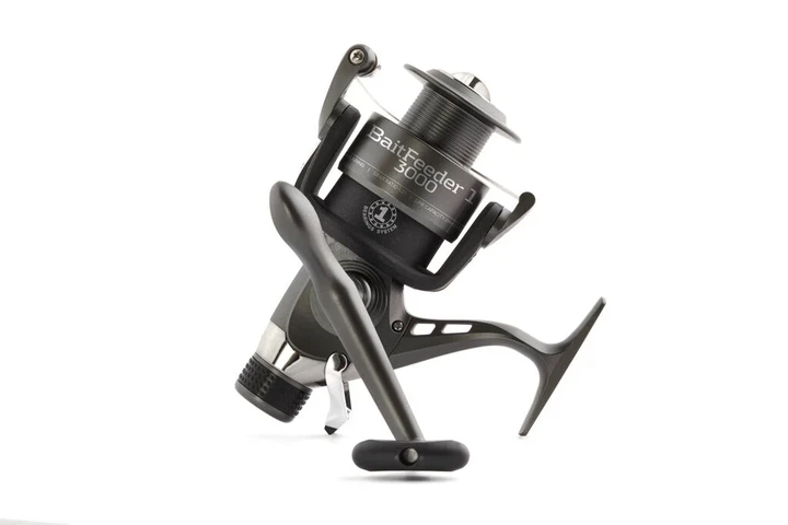 Катушка безинерционная Salmo Sniper BAITFEEDER 4000 карбопласт графит - Фото 2 Катушка безинерционная Salmo Sniper BAITFEEDER 4000 карбопласт графит - изображение 2