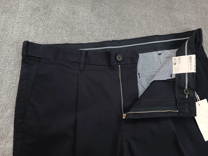 Чоловічі штани M&S (Marks & Spencer) р. 44 Regular Fit темно-сині чиноси - Фото 3 Чоловічі штани M&S (Marks & Spencer) р. 44 Regular Fit темно-сині чиноси - зображення 3