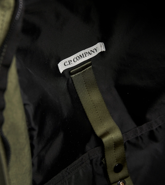 Рюкзак C.P. Company Taylon P Nylon Backpack с вышитым логотипом в цвете хаки. - изображение 6