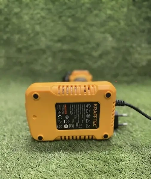 Болгарка аккумуляторная Krafftec Germani DCG413 48V 6Ah бесщеточная угловая шлифовальная машина 125 мм с двумя аккумуляторами регулировкой оборотов и кейсом - изображение 7