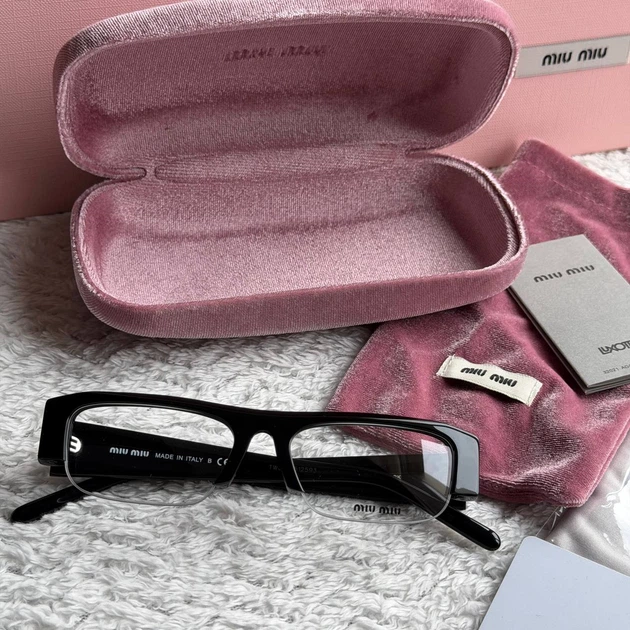 Солнцезащитные очки Miu Miu MU B07S прозрачная линза, черная оправа - изображение 9