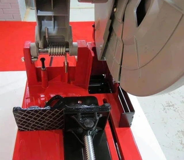 Дисковая пила по металлу Holzmann MKS 355 - изображение 10
