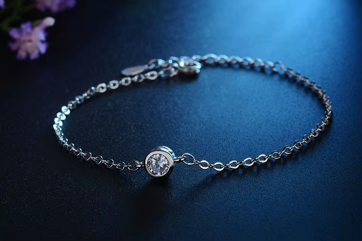 Женский браслет с кристаллом Муассанит стерл. ср tiffany белый камень - Фото 5 Женский браслет с кристаллом Муассанит стерл. ср tiffany белый камень - изображение 5