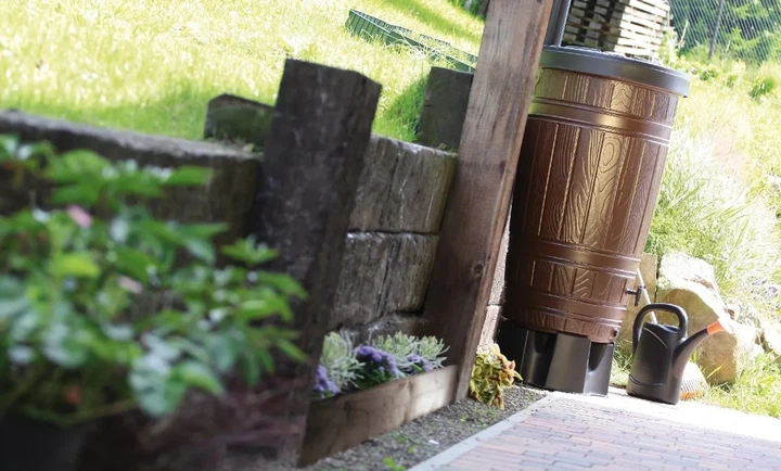 Резервуар для дождевой воды Prosperplast Woodcan 265 л УФ-стабилизированный HDPE коричневый 112х65 см - Фото 11 Резервуар для дождевой воды Prosperplast Woodcan 265 л УФ-стабилизированный HDPE коричневый 112х65 см - изображение 11