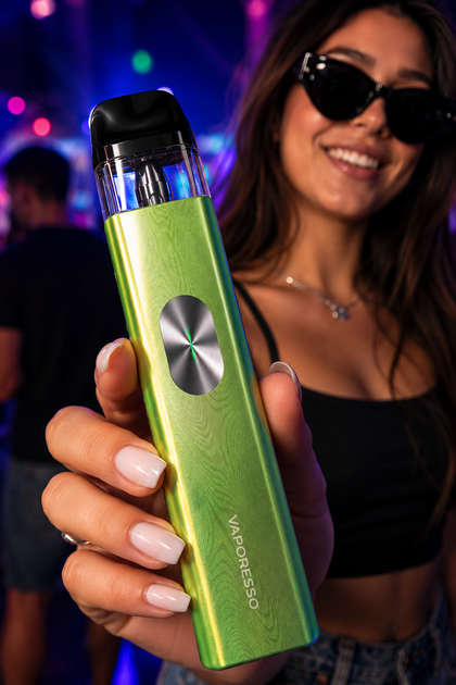 Pod система Vaporesso XROS 4 Mini Ice Green зелена багаторазова електронка 1000мАч вейп вапорессо х-рос 4 міні зеленого кольору - зображення 3
