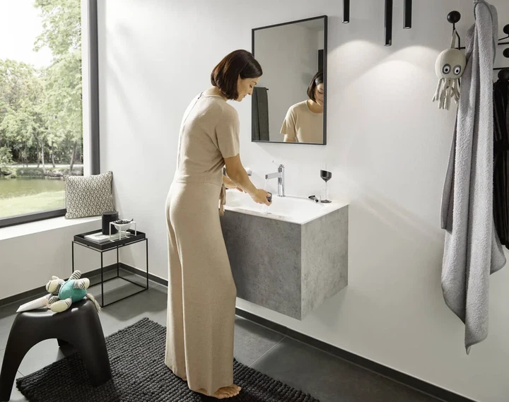Hansgrohe Finoris 100 Змішувач для умивальника, хром (76010000) - Фото 4 Hansgrohe Finoris 100 Змішувач для умивальника, хром (76010000) - зображення 4