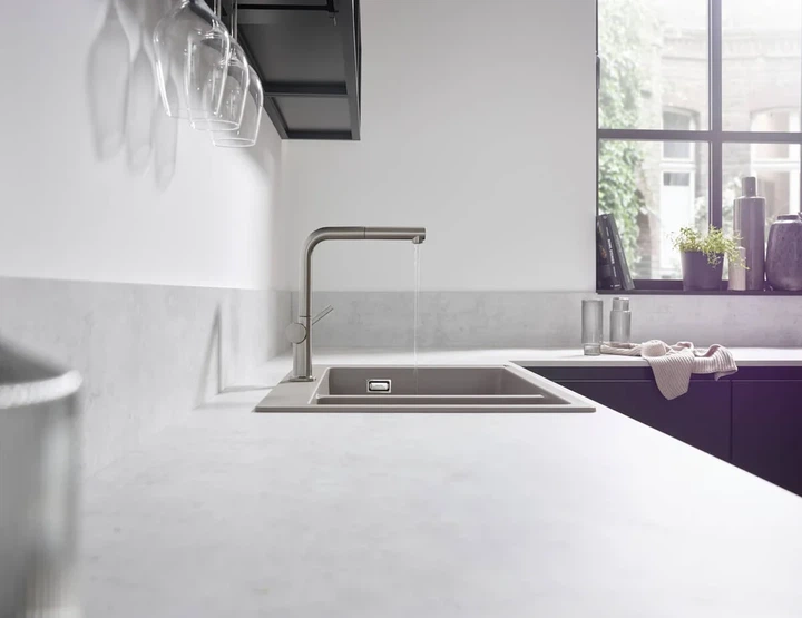 Кухонний змішувач Hansgrohe Talis 270 1jet з витяжним виливом Sbox, сталевий (72809800) - зображення 3