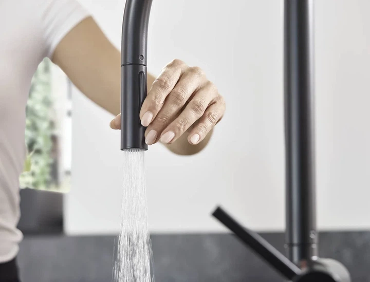 Hansgrohe Talis 210 Смеситель для кухни, черный матовый (72801670) - изображение 6