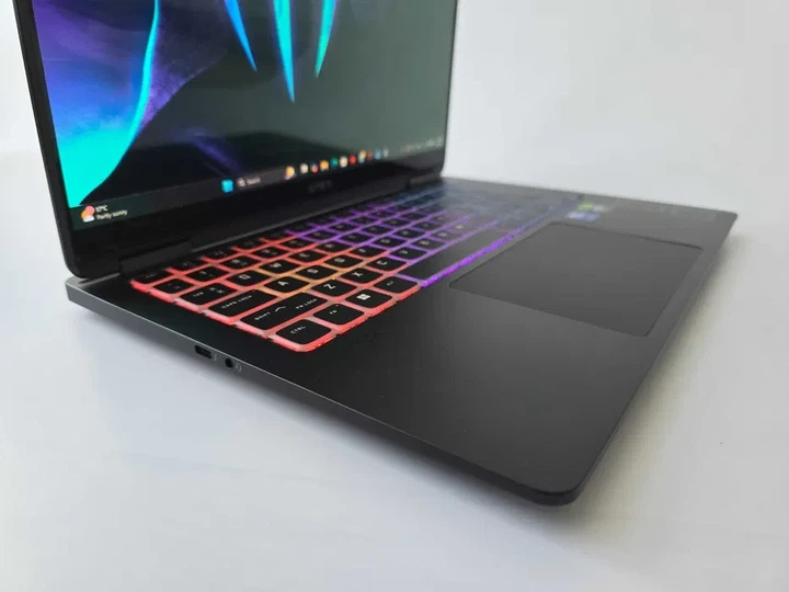 Ноутбук HP Omen Transcent 14 (2024) Ultra 7 155H/RTX 4060/RAM 16GB/SSD 1TB/OLED Б\В - Б/У - Фото 4 Ноутбук HP Omen Transcent 14 (2024) Ultra 7 155H/RTX 4060/RAM 16GB/SSD 1TB/OLED Б\В - Б/У - изображение 4