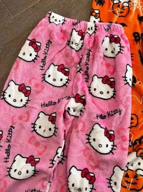 Штани піжамні плюшеві Hello Kitty рожевого кольору, теплі домашні штани Хеллоу Кітті, M-L - Фото 5 Штани піжамні плюшеві Hello Kitty рожевого кольору, теплі домашні штани Хеллоу Кітті, M-L - зображення 5