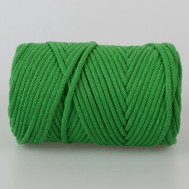 YarnArt Macrame Cord 3mm, Зеленый №759 - трикотажный шнур 250 г / 85 м для вязания сумок, игрушек, ковриков, макраме, толстая пряжа - Фото 3 YarnArt Macrame Cord 3mm, Зеленый №759 - трикотажный шнур 250 г / 85 м для вязания сумок, игрушек, ковриков, макраме, толстая пряжа - изображение 3