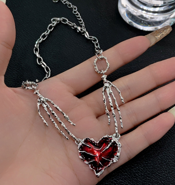 Цепочка чокер Fashion Jewerly на шею с сердцем в руках скелета в готическом стиле y2k бижутерия (SVS) - Фото 2 Цепочка чокер Fashion Jewerly на шею с сердцем в руках скелета в готическом стиле y2k бижутерия (SVS) - изображение 2