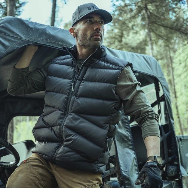 Жилет утеплений 5.11 Tactical® Acadia Down Vest L Black - зображення 2