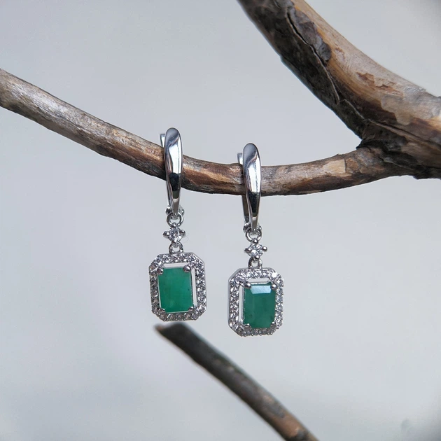 Серебряные серьги с натуральным изумрудом 3.044ct (2206149) - изображение 2
