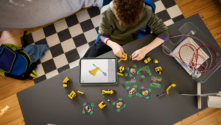 Конструктор Lego Powerful Machines в Асортименті Technic 42233 - изображение 4