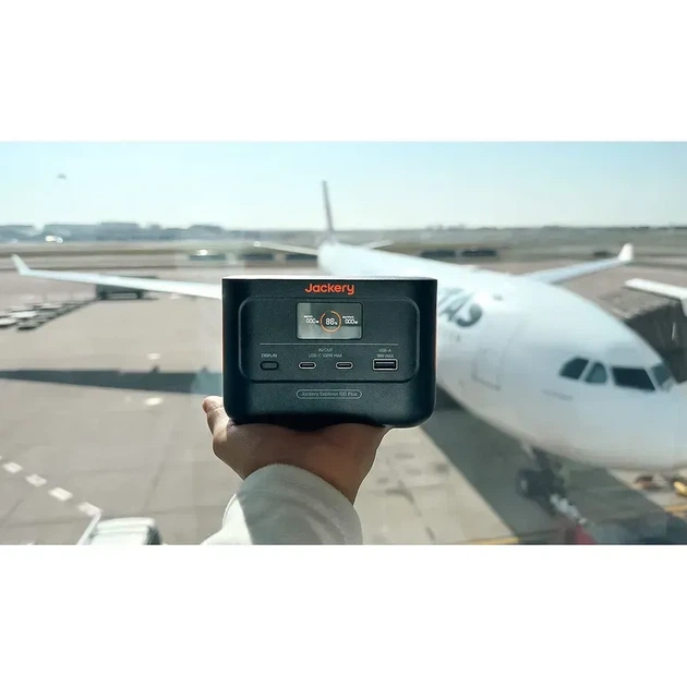Зарядна станція Jackery Explorer 100 Plus (21-0001-000164) - Фото 9 Зарядна станція Jackery Explorer 100 Plus (21-0001-000164) - зображення 9